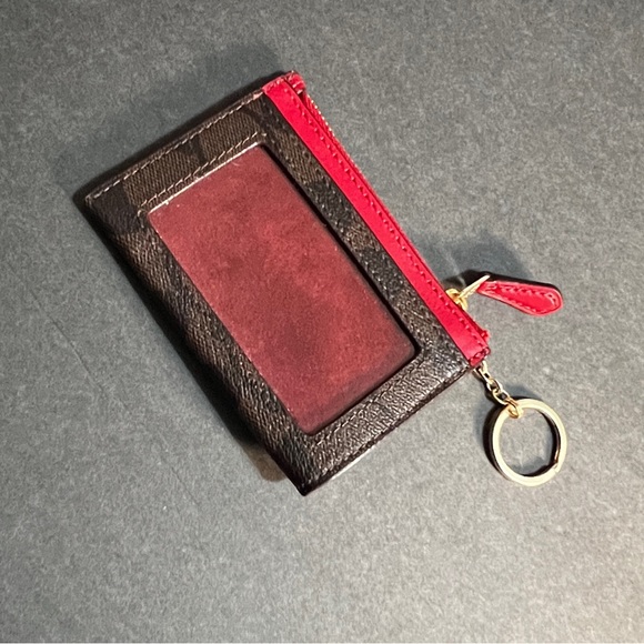 Coach Keychain Wallet - Picture 2 of 4